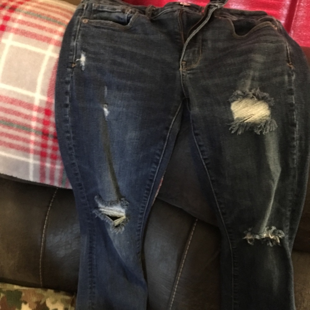 Women’s American eagle jeans skinny kick short